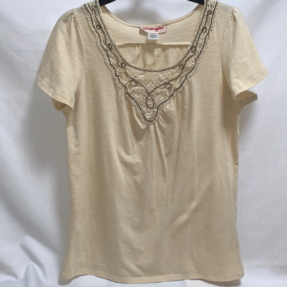Wrangler Tops - Woman’s medium cream top by Wrangler